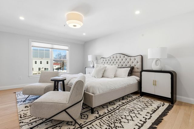 3 Chatham St 3, Watertown, MA 02472