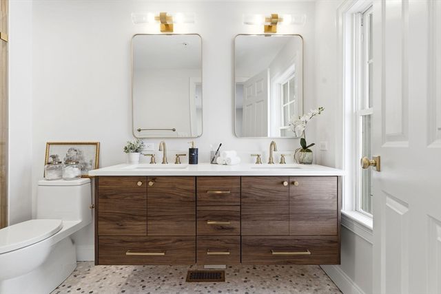 3 Chatham St 3, Watertown, MA 02472