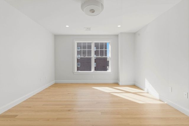 3 Chatham St 3, Watertown, MA 02472