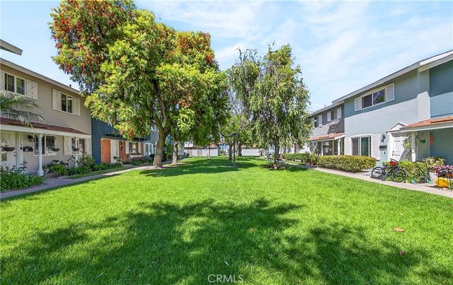 19847 Kingswood, Huntington Beach, CA 92646