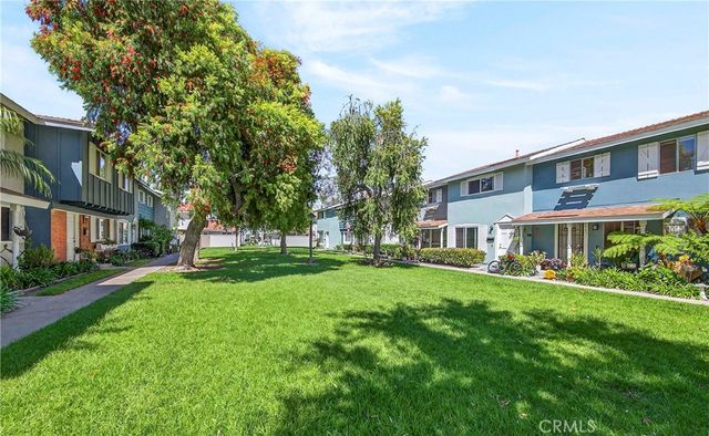 19847 Kingswood, Huntington Beach, CA 92646