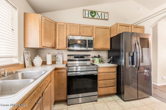 11332 N Cutlass ST, Hayden, ID 83835