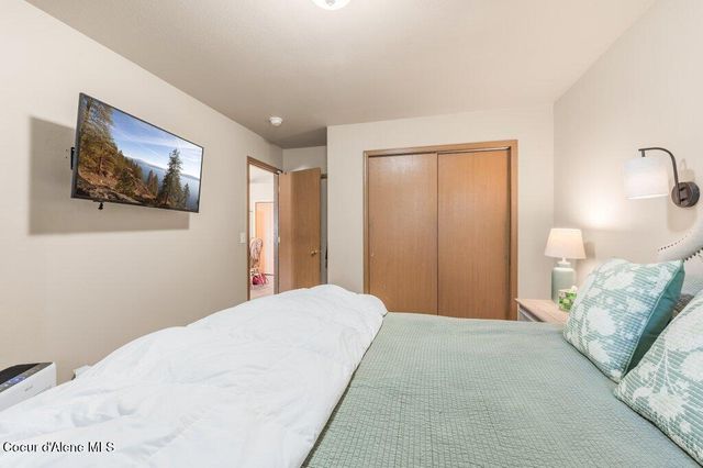 11332 N Cutlass ST, Hayden, ID 83835
