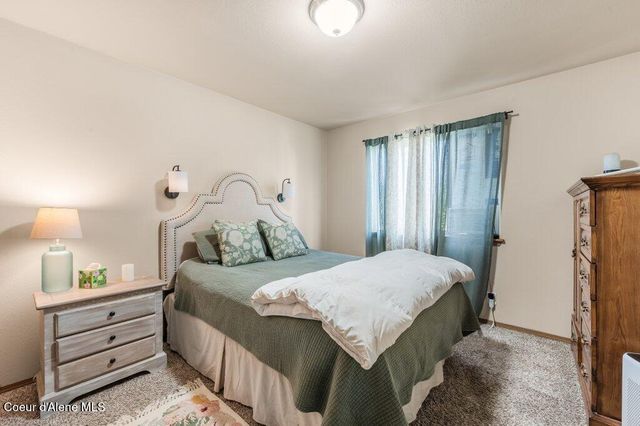 11332 N Cutlass ST, Hayden, ID 83835
