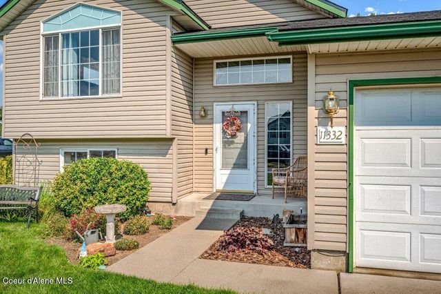11332 N Cutlass ST, Hayden, ID 83835