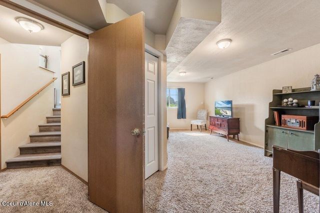 11332 N Cutlass ST, Hayden, ID 83835