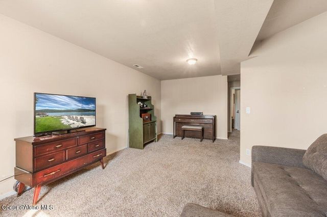 11332 N Cutlass ST, Hayden, ID 83835