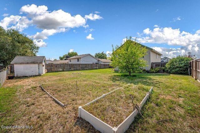 11332 N Cutlass ST, Hayden, ID 83835