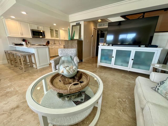 1501 Ocean Bay Drive B7, Key Largo, FL 33037