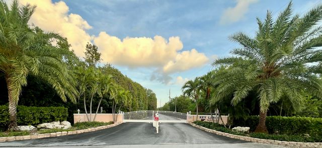 1501 Ocean Bay Drive B7, Key Largo, FL 33037