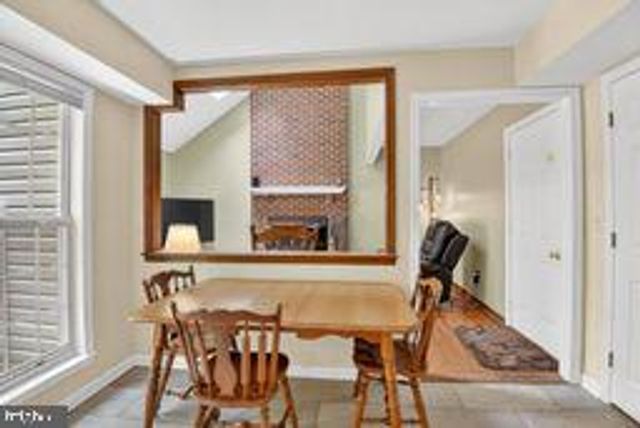 1202 VIKING DR N, Arnold, MD 21012