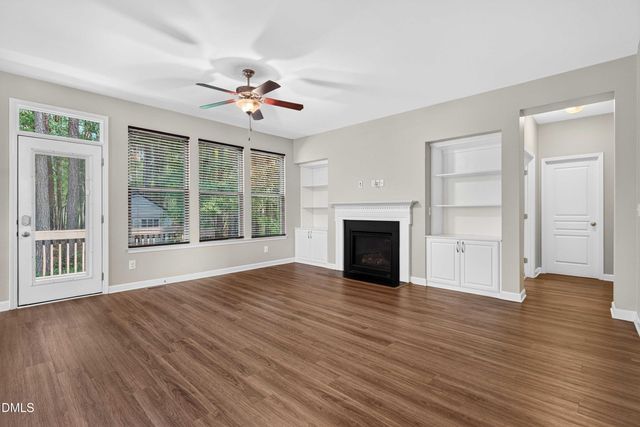 216 Magnolia Meadow Way, Holly Springs, NC 27540