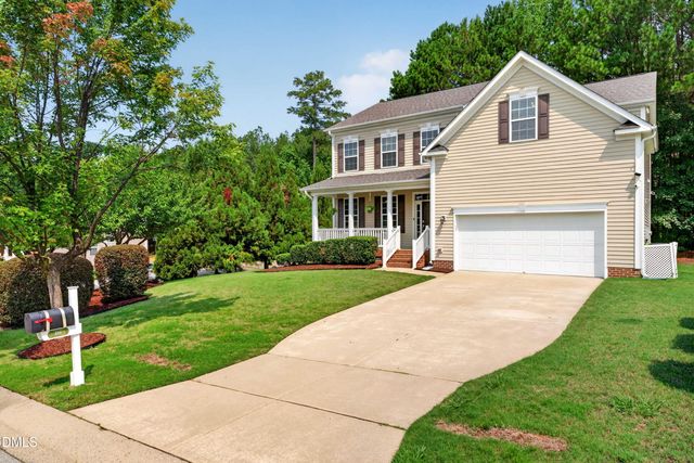 216 Magnolia Meadow Way, Holly Springs, NC 27540