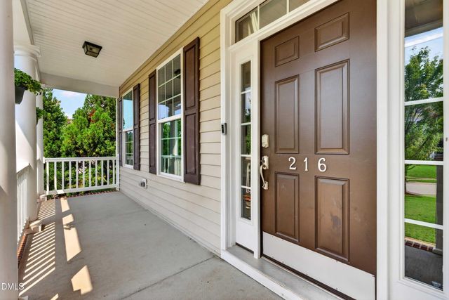 216 Magnolia Meadow Way, Holly Springs, NC 27540
