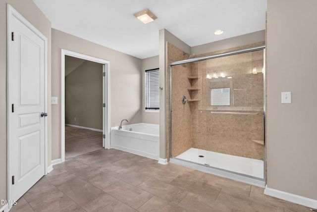 216 Magnolia Meadow Way, Holly Springs, NC 27540