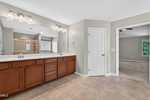 216 Magnolia Meadow Way, Holly Springs, NC 27540