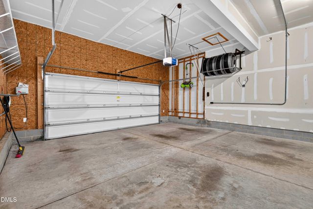 216 Magnolia Meadow Way, Holly Springs, NC 27540