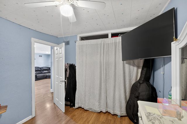 1847 N Market St, Wichita, KS 67214