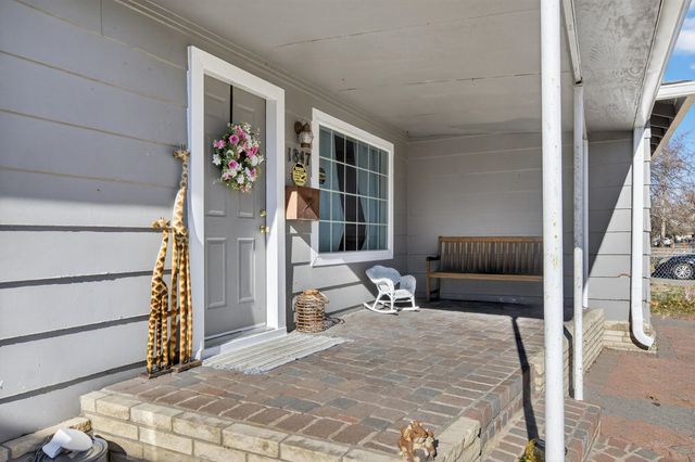 1847 N Market St, Wichita, KS 67214