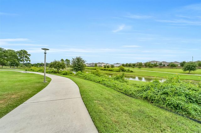 4204 Weathered Oak Drive, Houston, TX 77080
