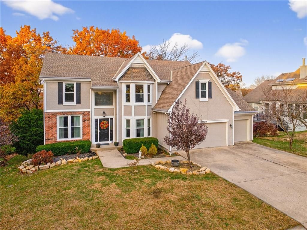 13800 W 75th Court, Shawnee, KS 66216