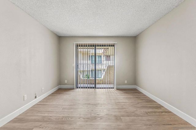 4225 Asher 40, San Diego, CA 92110