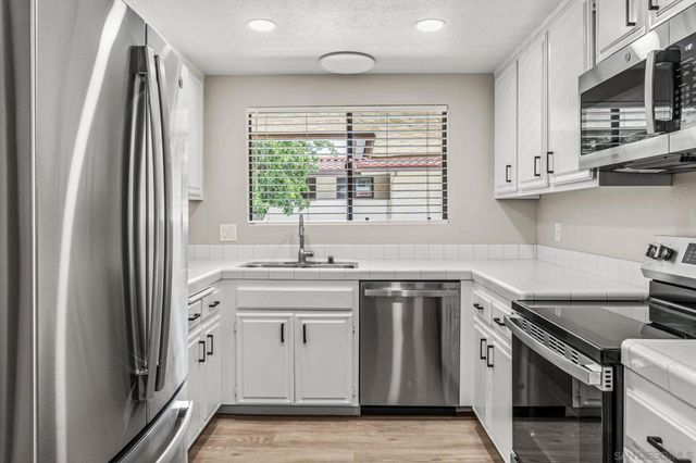 4225 Asher 40, San Diego, CA 92110