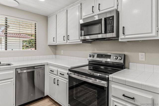 4225 Asher 40, San Diego, CA 92110