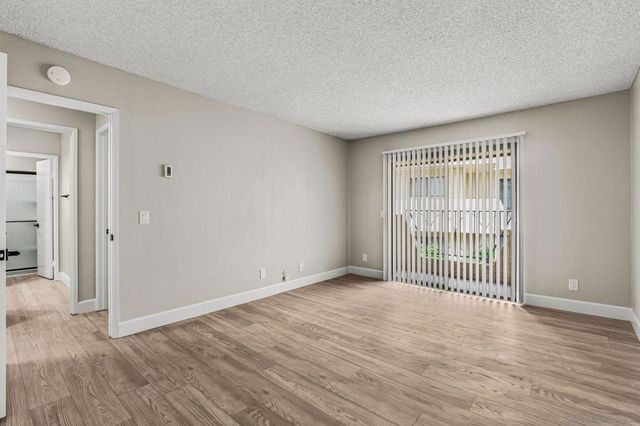 4225 Asher 40, San Diego, CA 92110
