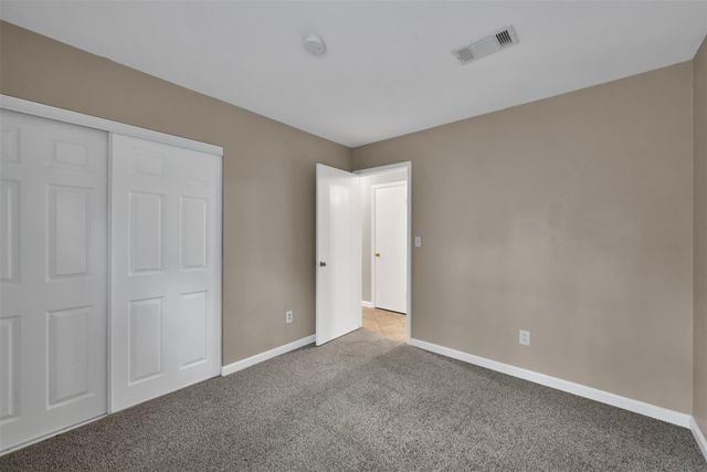 93 W High Oaks Circle, Spring, TX 77380