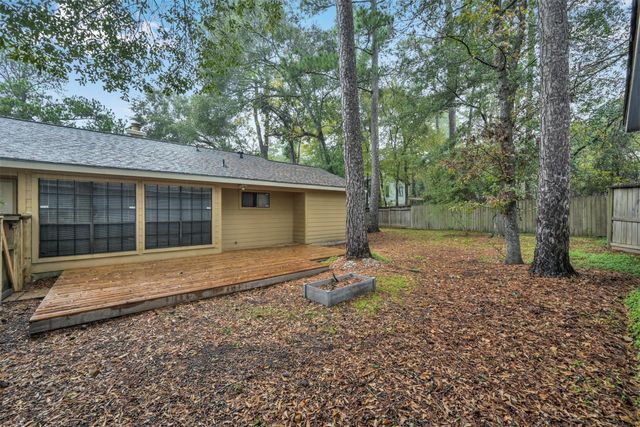 93 W High Oaks Circle, Spring, TX 77380