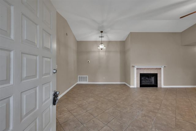 93 W High Oaks Circle, Spring, TX 77380