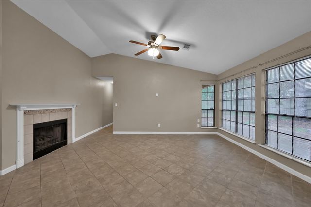 93 W High Oaks Circle, Spring, TX 77380