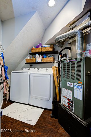 4710 Middlesex Dr, Louisville, KY 40245