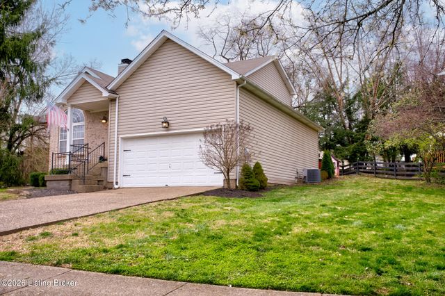 4710 Middlesex Dr, Louisville, KY 40245