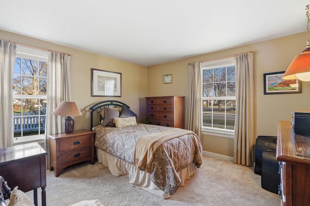 1010 W Elm Street, Arlington Heights, IL 60004