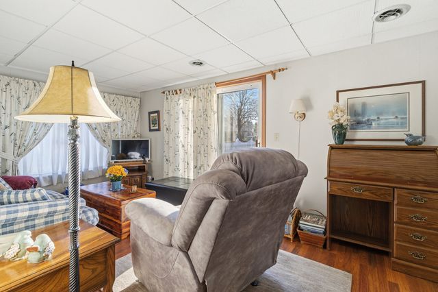 1010 W Elm Street, Arlington Heights, IL 60004