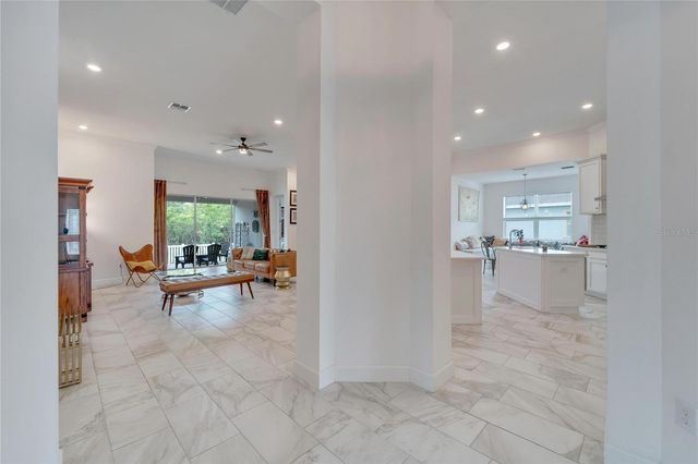 618 MANNS HARBOR DRIVE, Apollo Beach, FL 33572