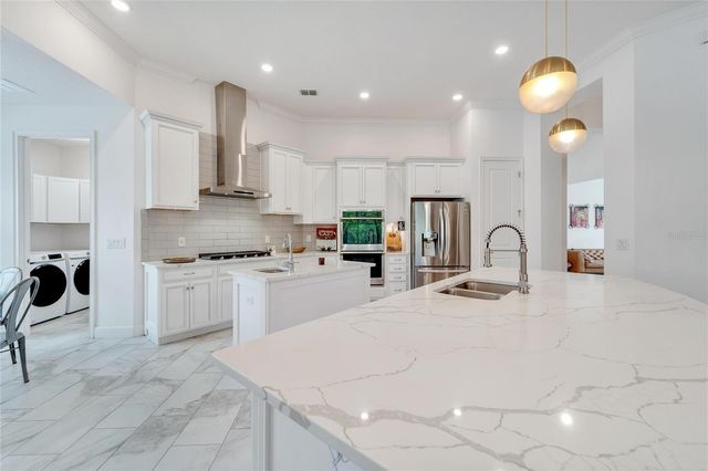 618 MANNS HARBOR DRIVE, Apollo Beach, FL 33572