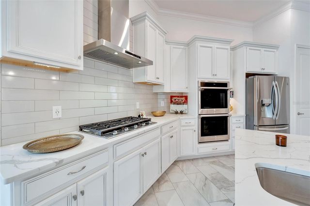 618 MANNS HARBOR DRIVE, Apollo Beach, FL 33572