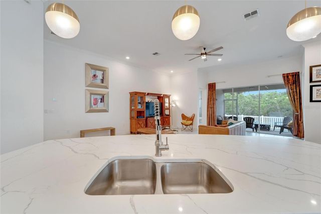 618 MANNS HARBOR DRIVE, Apollo Beach, FL 33572