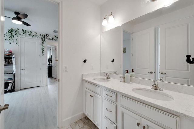 618 MANNS HARBOR DRIVE, Apollo Beach, FL 33572