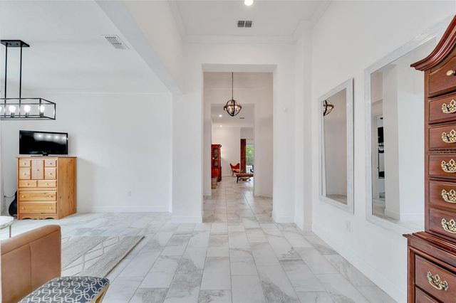 618 MANNS HARBOR DRIVE, Apollo Beach, FL 33572