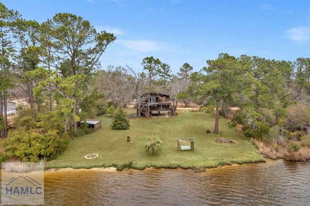 531 Gene Bland Road, Jesup, GA 31545