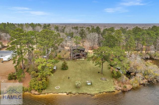 531 Gene Bland Road, Jesup, GA 31545