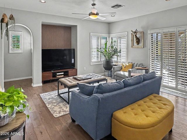 3935 E ROUGH RIDER Road 1144, Phoenix, AZ 85050