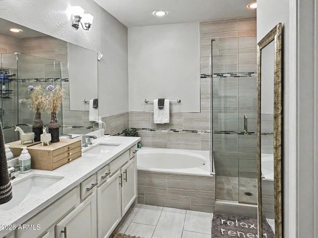 3935 E ROUGH RIDER Road 1144, Phoenix, AZ 85050