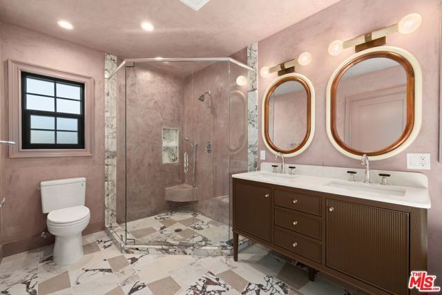 211 S Formosa Avenue, Los Angeles, CA 90036