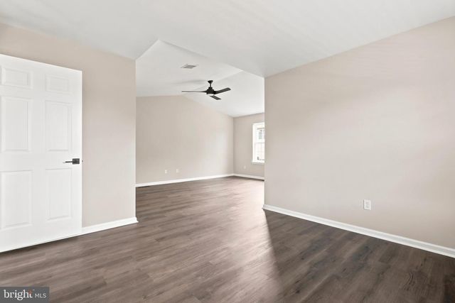 949 CHOLET DR, Collegeville, PA 19426