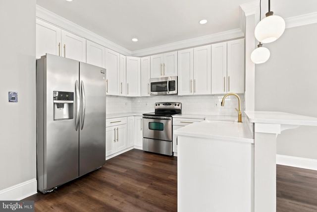 949 CHOLET DR, Collegeville, PA 19426